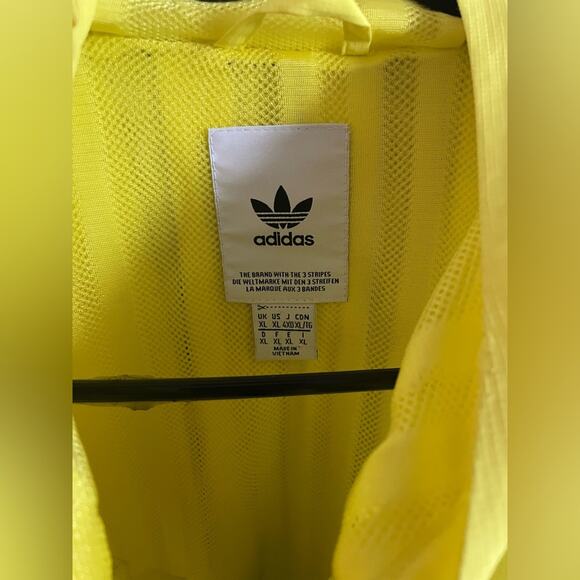 Retro Adidas half zip pullover windbreaker - Picture 3 of 3